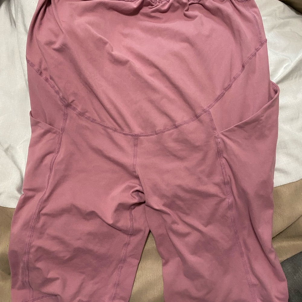 Maternity workout shorts
